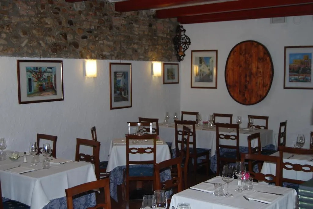 Apartment Appartamenti Corneliani II Sirmione Italy